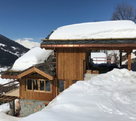 Ste Foy chalet construction wooden structure and roof complete