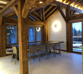 Ste Foy chalet construction exposed wooden beams, meleze, larch